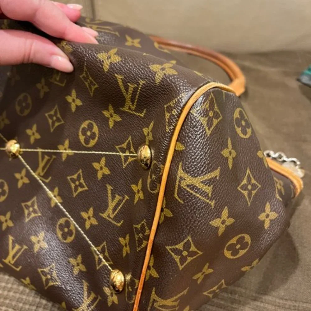 Louis Vuitton Tivoli Gm Brown Leather Hobo Bag